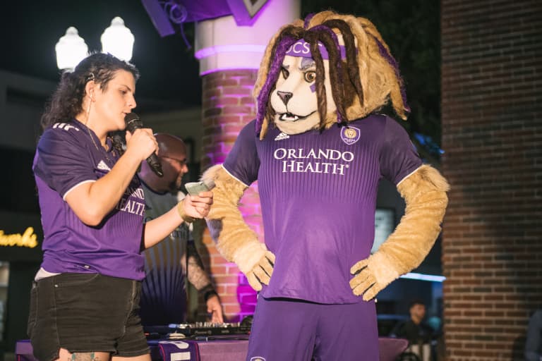 WatchParty-19